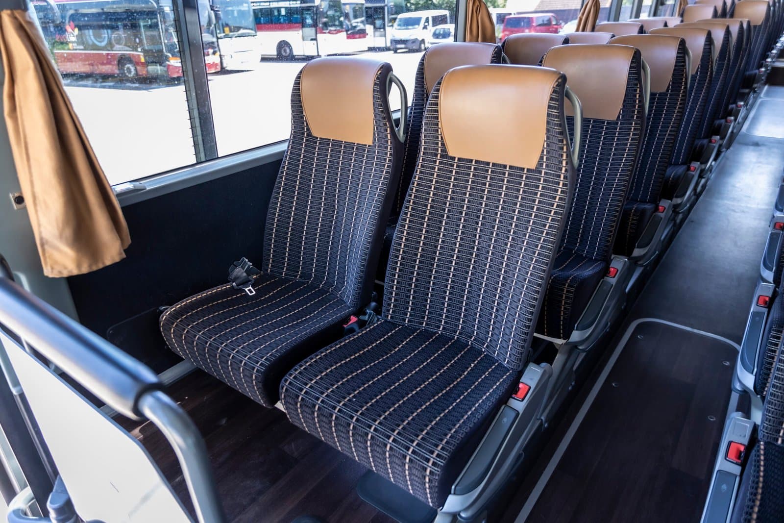 Transport scolaire Autocars Maron - Photo 4